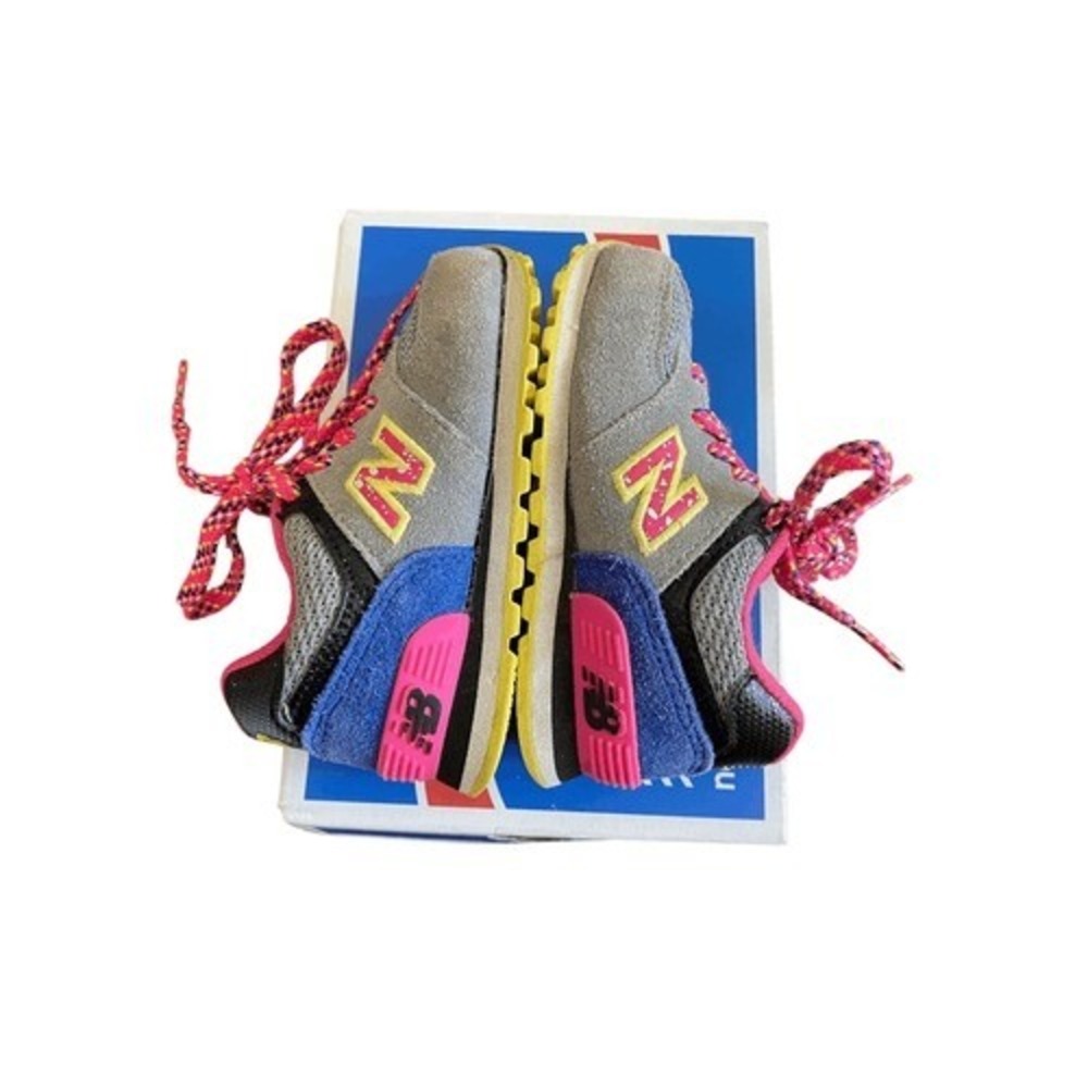 New Balance 574 Kids Sneakers Grey Pink Blue Yellow KL574O6I Size 5 M - Picture 3 of 6